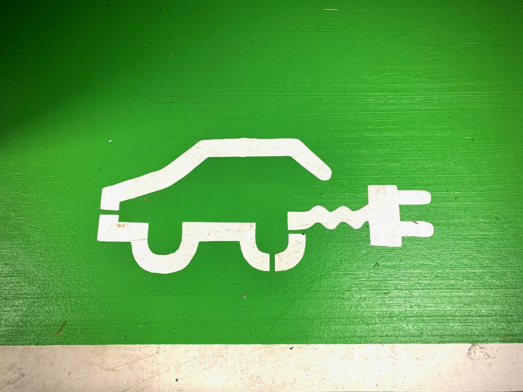Elektrikli Araç mı Hibrit Araç mı
